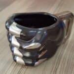 Black Panther fist-keramička šolja