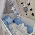 Set Cloud Plava zvjezdica-Ogradica sa tri strane, plahta, jastuk, jorgan i dva ukrasna jastuka - 120x60cm