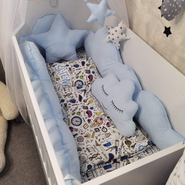 Set Cloud Naučnik-Ogradica sa tri strane, plahta, jastuk, jorgan i dva ukrasna jastuka - 120x60cm - Image 3