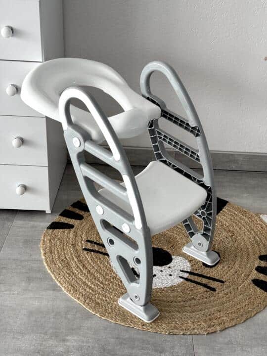 IMG_4735 Adapter za wc šolju sa stepenikom - Siva - Image 1