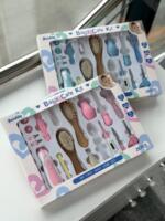 Set 28 dijelova za higijenu i njegu M1034-5