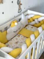 Set Zvonko Žuti Medo na Dugi i Žuta/Bijela - Pletenica sa 3 strane, oblak, dvije zvijezde, plahta, jastuk i jorgan - Image 2